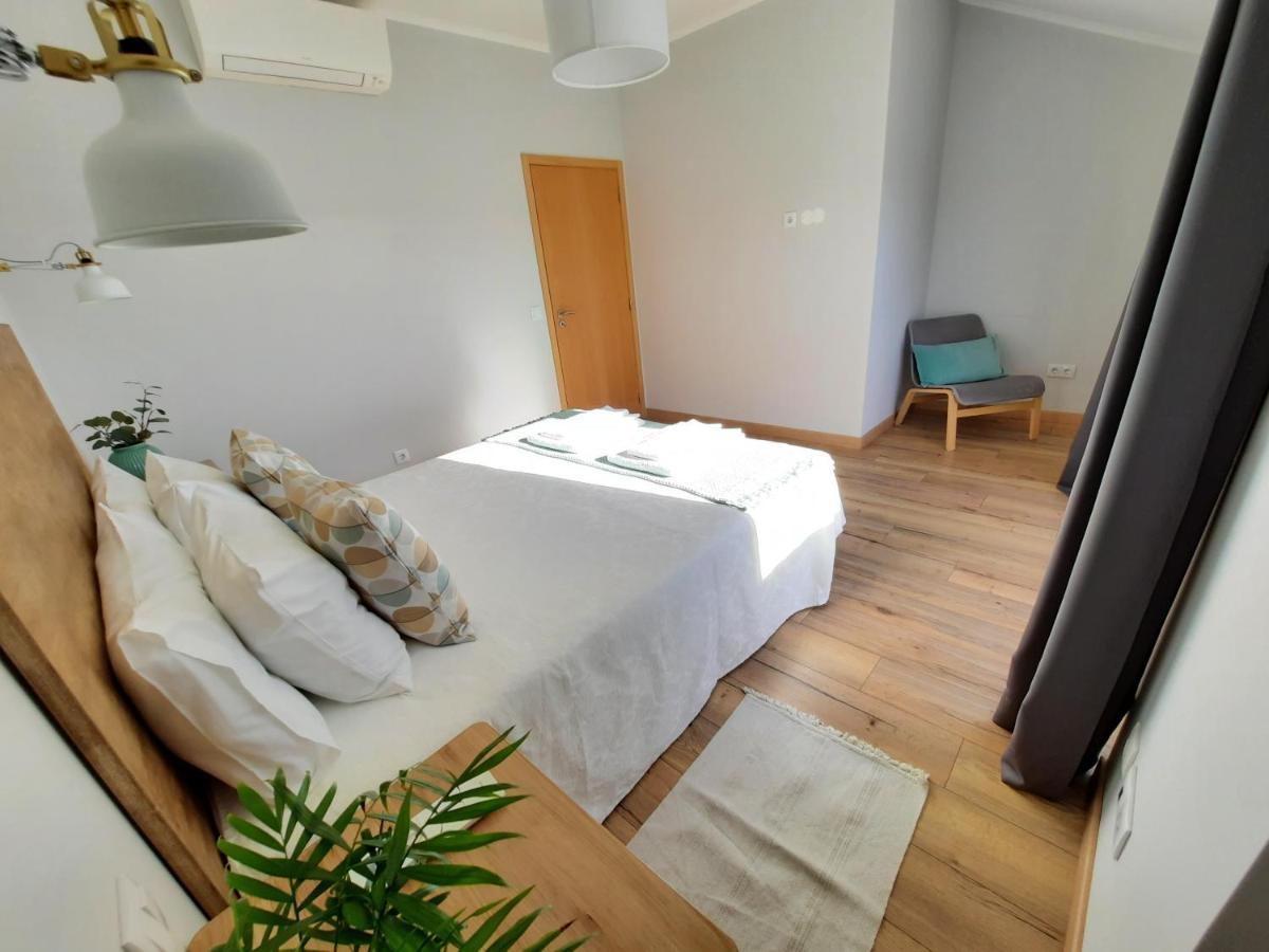 Apartamentos Mar II Odeceixe Exteriör bild