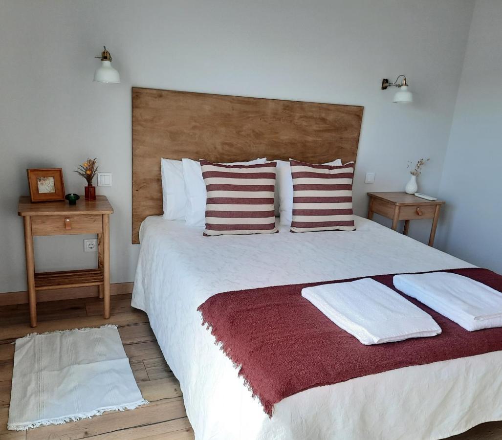 Apartamentos Mar II Odeceixe Exteriör bild